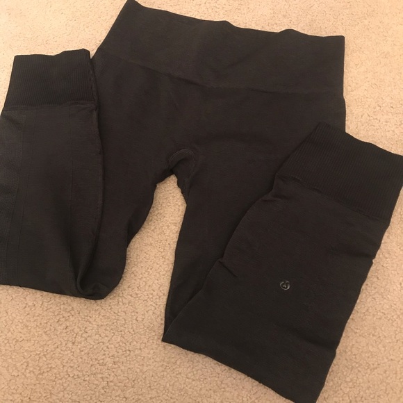 lululemon athletica Pants - Lululemon leggings